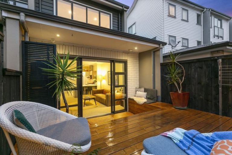 Photo of property in 126 Hobsonville Point Road, Hobsonville, Auckland, 0616