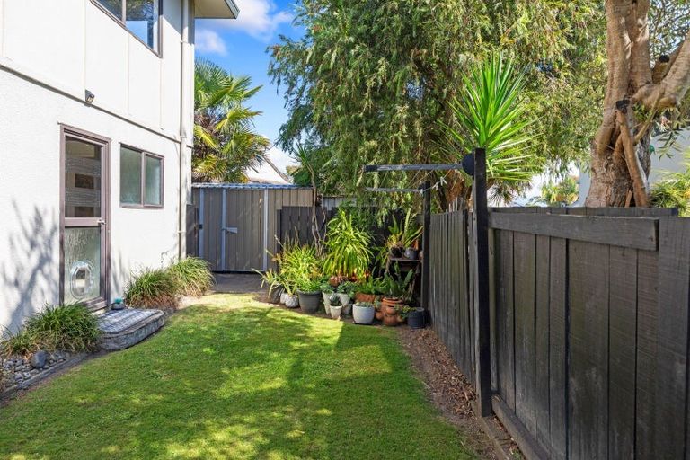 Photo of property in 10a Hayley Grove, Papamoa Beach, Papamoa, 3118