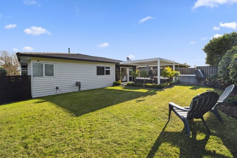 Photo of property in 10 Crowther Terrace, Waipahihi, Taupo, 3330