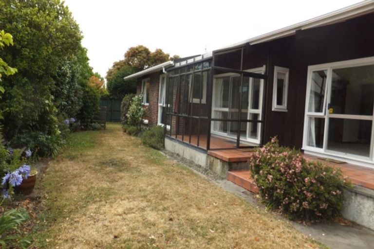 Photo of property in 9 Rutherglen Avenue, Ilam, Christchurch, 8041
