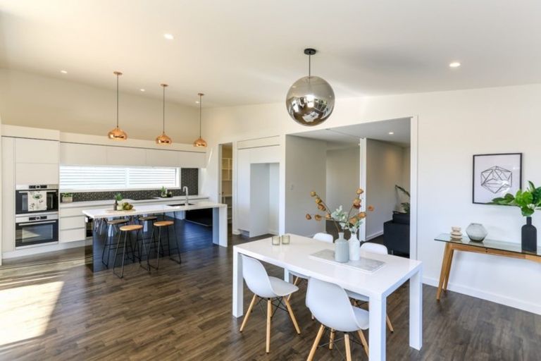 Photo of property in 54 Ainslee Street, Highlands Park, New Plymouth, 4312