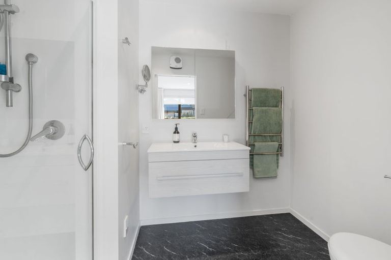 Photo of property in 83 Hawthornden Road, Avonhead, Christchurch, 8042