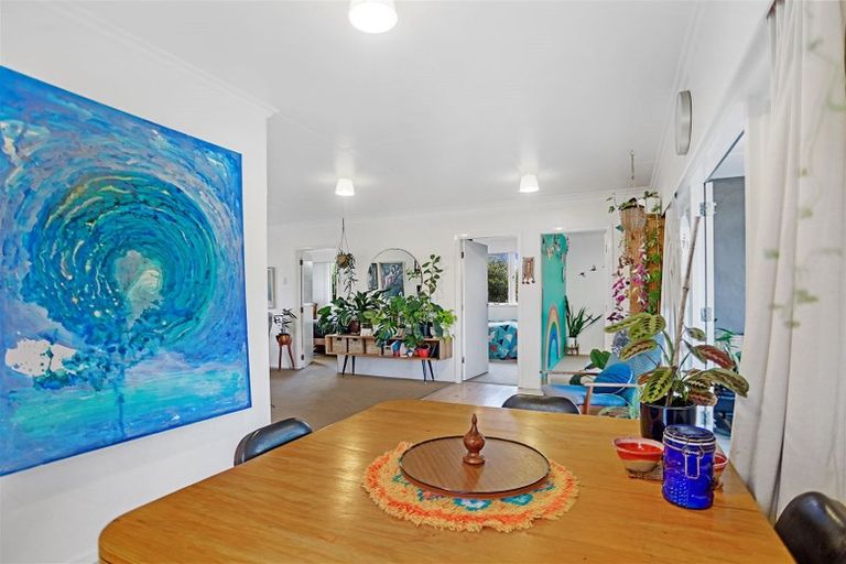 Photo of property in 11 Roretana Drive, Athenree, Katikati, 3177