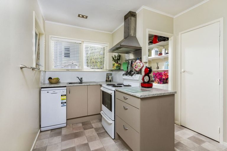 Photo of property in 2/3 Fentham Road, Hauraki, Auckland, 0622