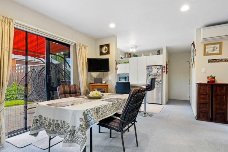 Photo of property in 2/19 Clotilda Place, Bishopdale, Christchurch, 8053