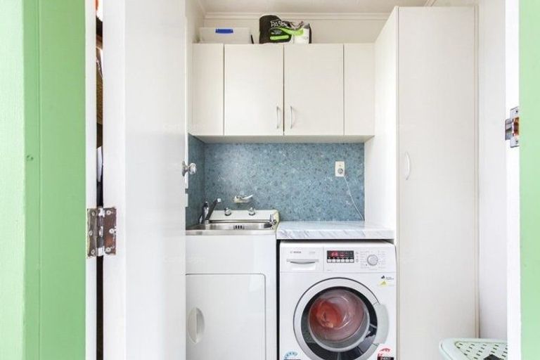 Photo of property in 23 Lichfield Crescent, Tamatea, Napier, 4112