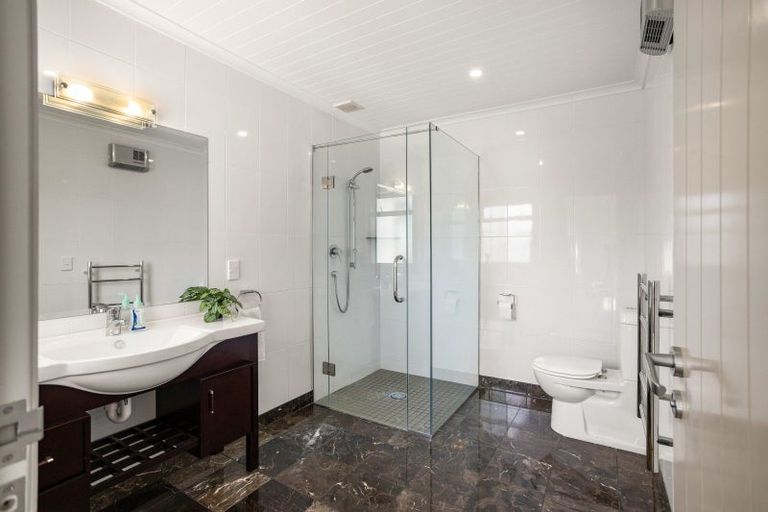 Photo of property in 12 Pelican Place, Whitianga, 3510