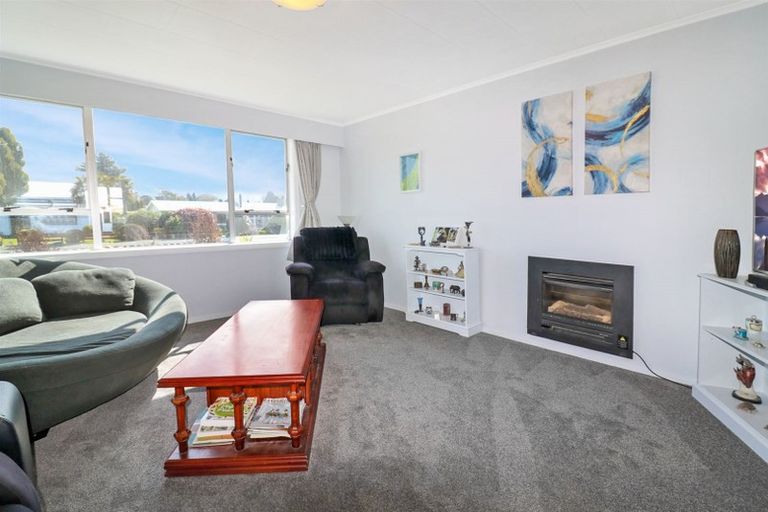 Photo of property in 42 Thyra Street, Dannevirke, 4930