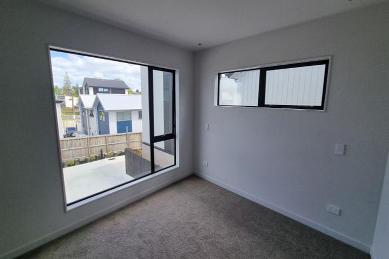 Photo of property in 5/25 Titoki Street, Te Atatu Peninsula, Auckland, 0610