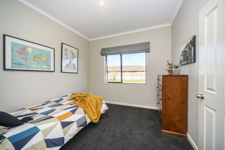 Photo of property in 29 Clearview Drive, Milson, Palmerston North, 4414