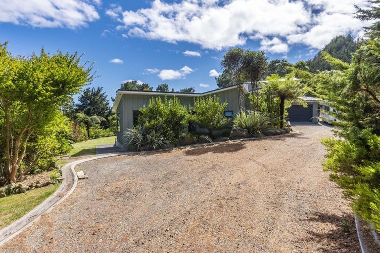 Photo of property in 37 Hadfield Road, Peka Peka, Waikanae, 5391