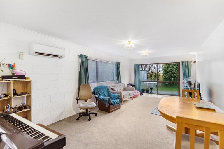 Photo of property in 28a Lake Avenue, Frankton, Queenstown, 9300