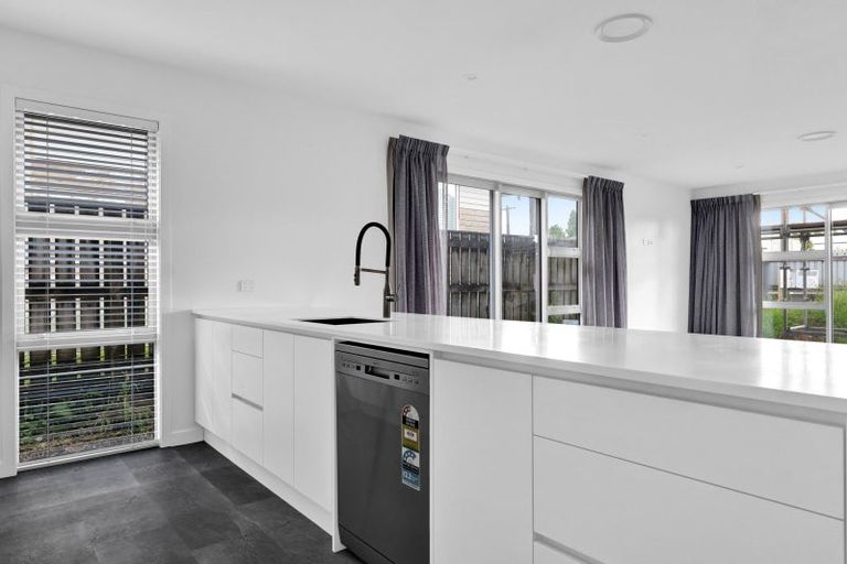 Photo of property in 7 Pembroke Road, Pembroke, Stratford, 4332