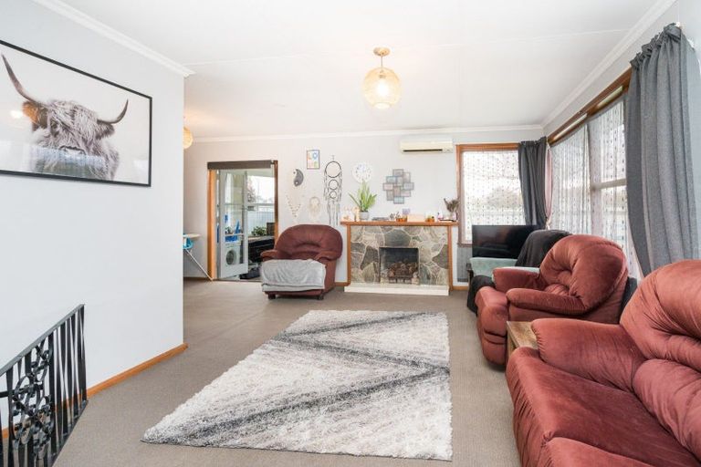 Photo of property in 87 Sutherland Crescent, Westbrook, Palmerston North, 4412