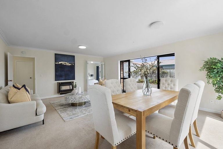 Photo of property in 6 Vogel Street, Fitzroy, New Plymouth, 4312