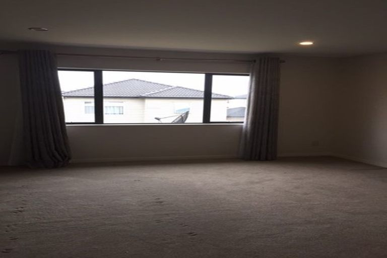 Photo of property in 16 Listack Drive, Flat Bush, Auckland, 2019