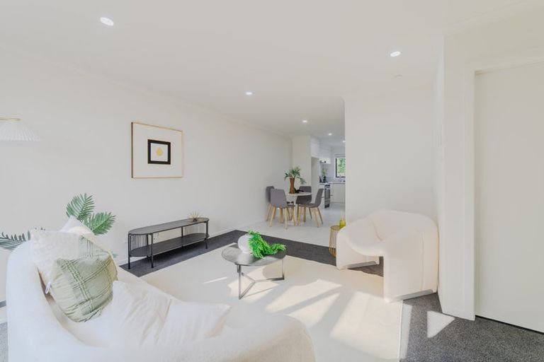 Photo of property in 22 Pickering Crescent, Chedworth, Hamilton, 3210