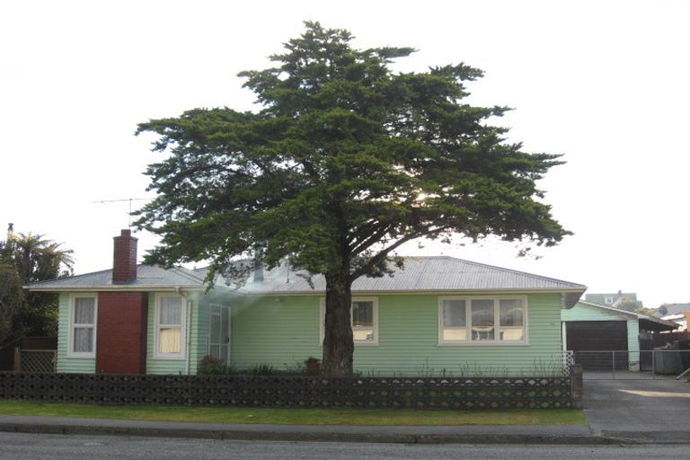 Photo of property in 85 Livingstone Street, Hokitika, 7810