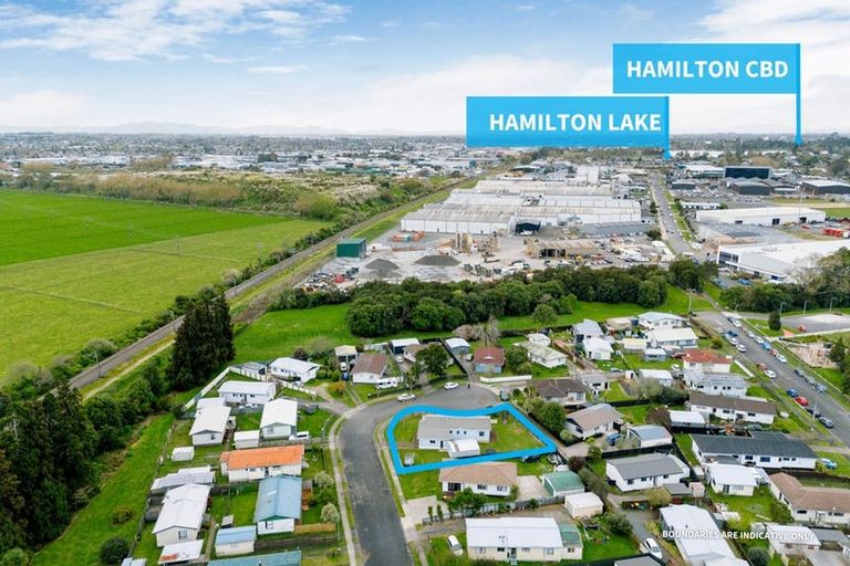 Photo of property in 14 Purcell Place, Melville, Hamilton, 3206