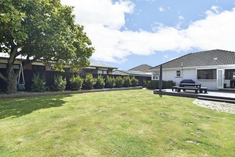 Photo of property in 7 Grimseys Road, Redwood, Christchurch, 8051