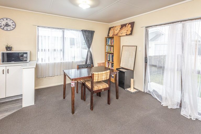 Photo of property in 2b Roberts Avenue, Aramoho, Whanganui, 4500