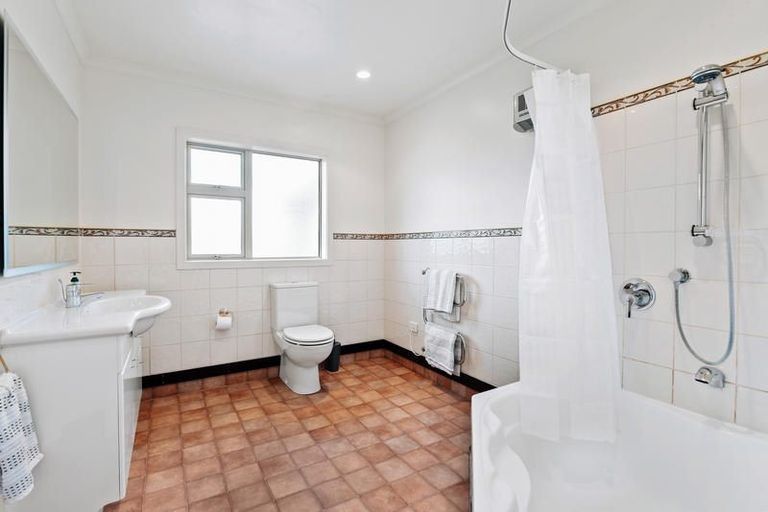 Photo of property in 56 Missy Crescent, Mount Pisa, Cromwell, 9383