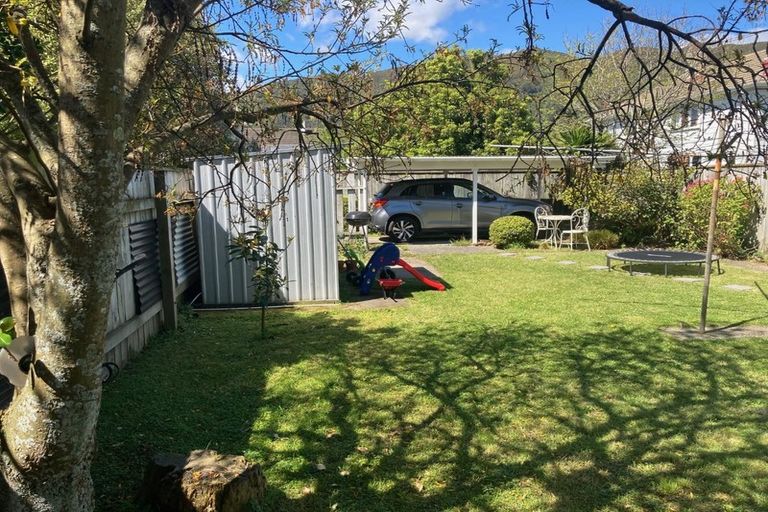 Photo of property in 79 Godley Street, Waiwhetu, Lower Hutt, 5010