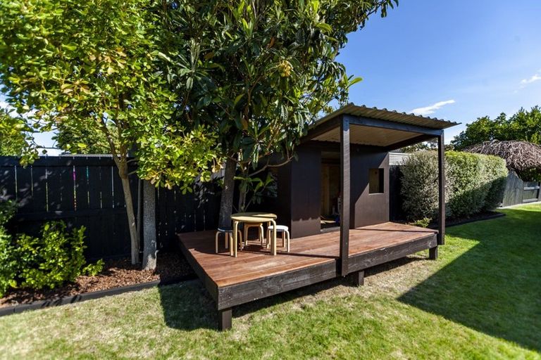 Photo of property in 30 Whiting Crescent, Greenmeadows, Napier, 4112