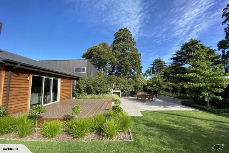 Photo of property in 63 High Street, Southbridge, 7602