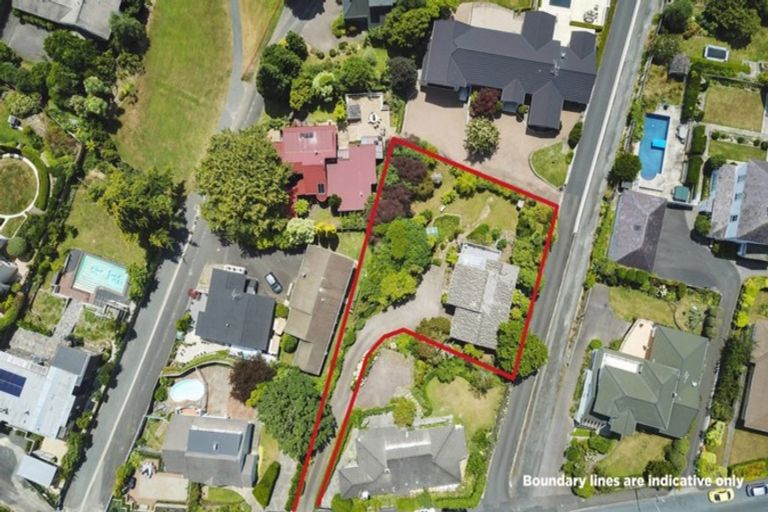 Photo of property in 114 Lake Crescent, Hamilton Lake, Hamilton, 3204