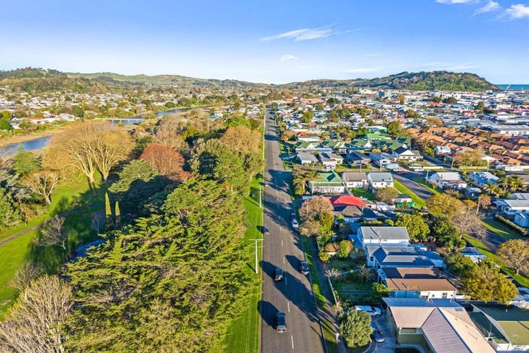 Photo of property in 436 Aberdeen Road, Gisborne, 4010