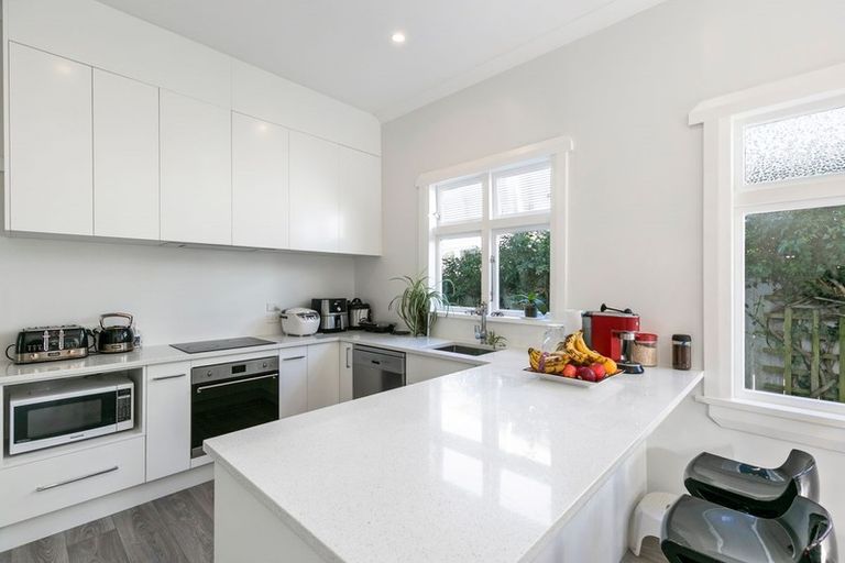 Photo of property in 67 Hutt Road, Petone, Lower Hutt, 5012