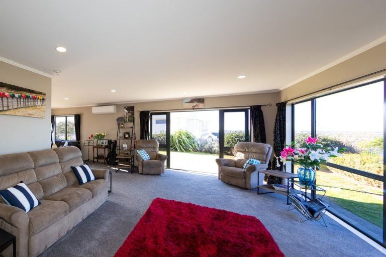 Photo of property in 84 Churchill Drive, Taradale, Napier, 4112