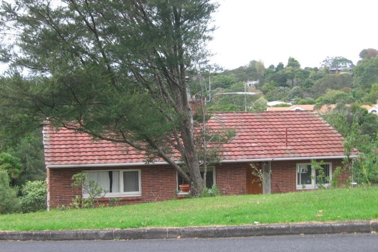 Photo of property in 44 West Lynn Road, Titirangi, Auckland, 0604