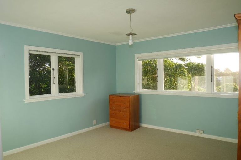 Photo of property in 82 Cluny Road, Plimmerton, Porirua, 5026