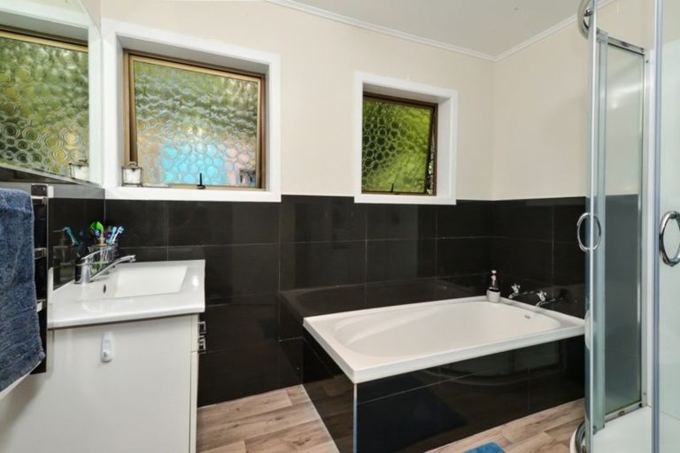 Photo of property in 107 Aberdeen Drive, Dinsdale, Hamilton, 3204