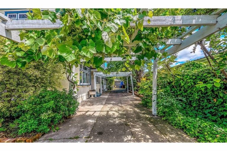 Photo of property in 33 Browning Street, Sydenham, Christchurch, 8023