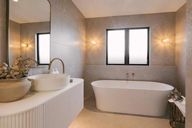 Photo of property in 6 Parkside Avenue, Maewa, 4702