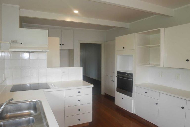 Photo of property in 69a Waimairi Road, Upper Riccarton, Christchurch, 8041