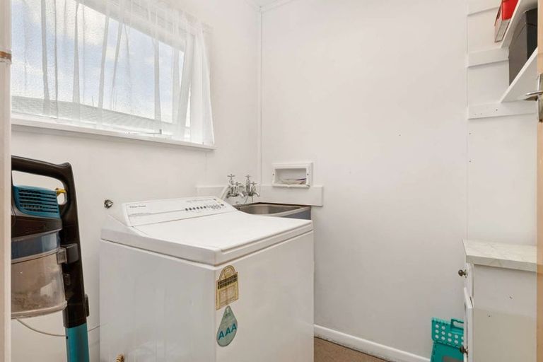 Photo of property in 38 Tennyson Crescent, Stoke, Nelson, 7011