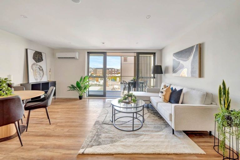 Photo of property in 105/1 Dishys Road, Flat Bush, Auckland, 2019