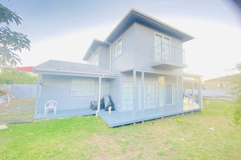 Photo of property in 163 Sturges Road, Henderson, Auckland, 0612