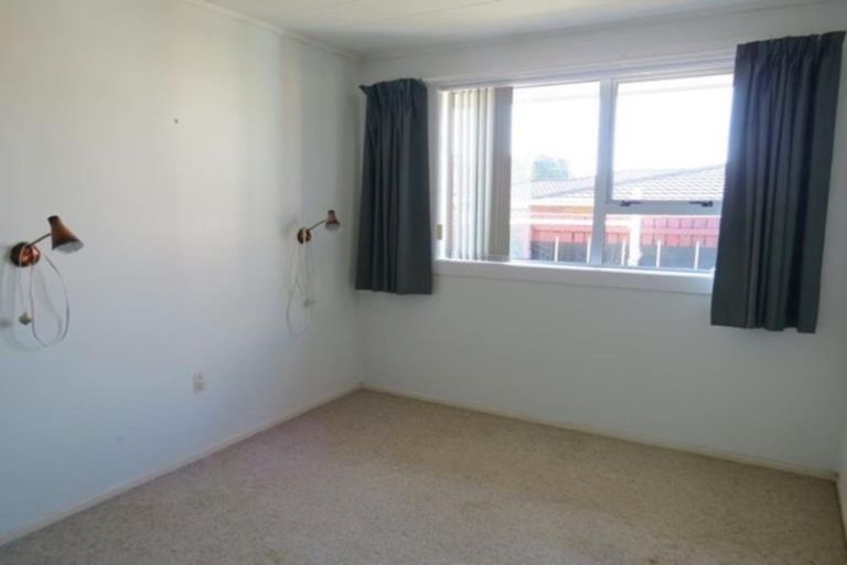 Photo of property in 4a Price Street, Westown, New Plymouth, 4310