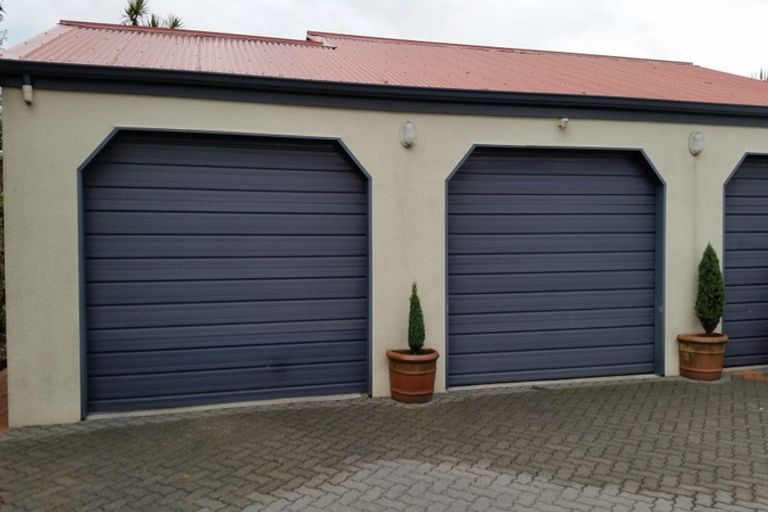 Photo of property in 47 Walton Park Avenue, Fairfield, Dunedin, 9018