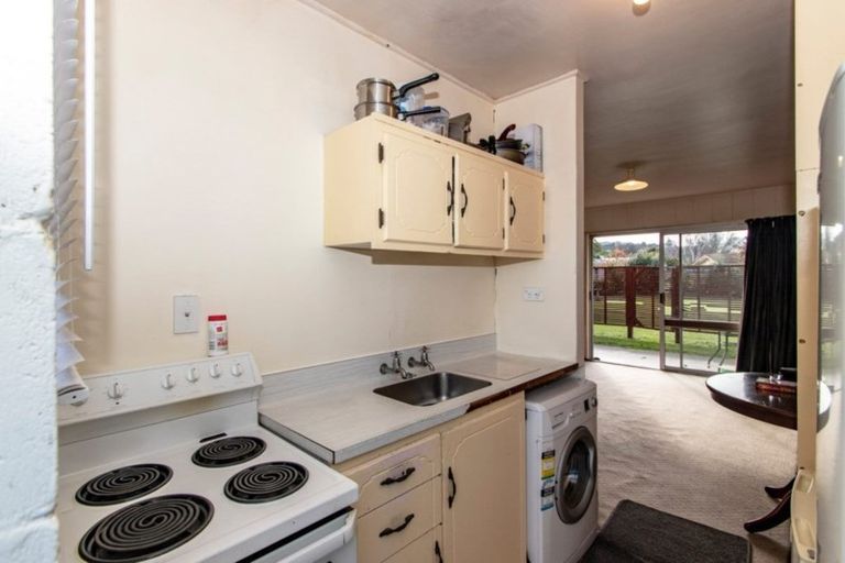 Photo of property in Marewa Lodge Apartments, 14/44 Taradale Road, Marewa, Napier, 4110