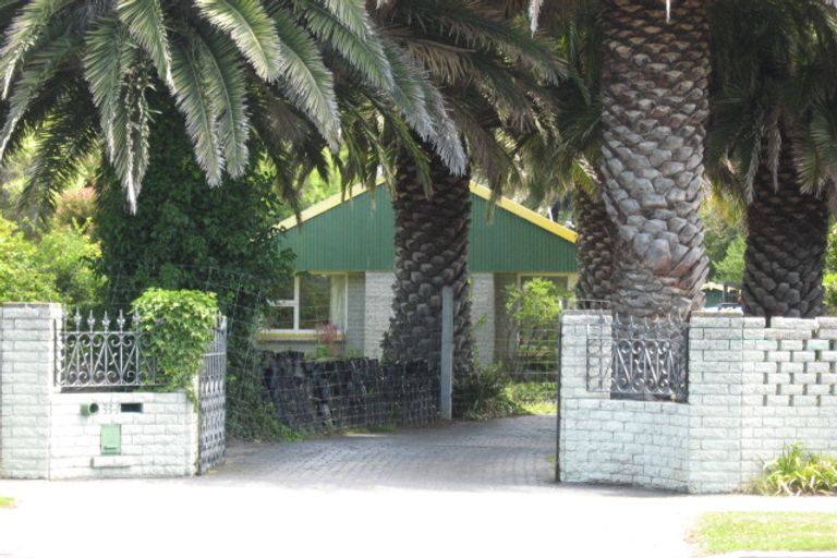 Photo of property in 334 Estuary Road, South New Brighton, Christchurch, 8062