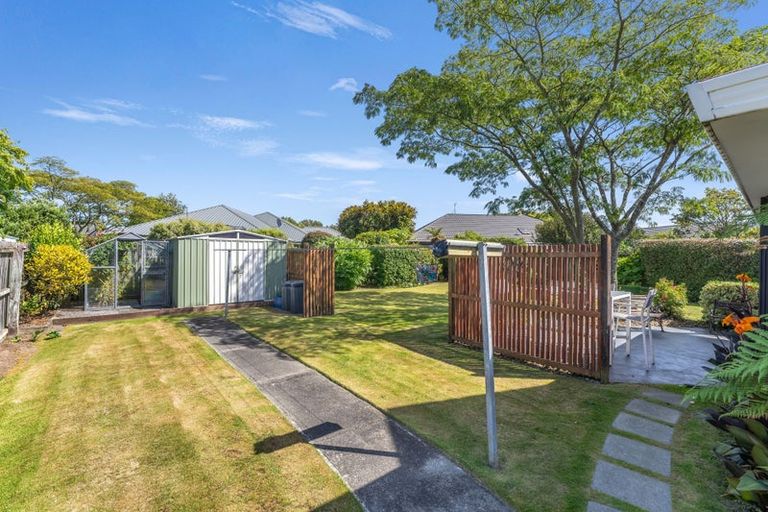 Photo of property in 10 Rowanwood Close, Halswell, Christchurch, 8025