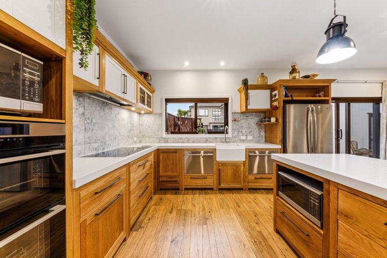 Photo of property in 46 St Michaels Avenue, Point Chevalier, Auckland, 1022