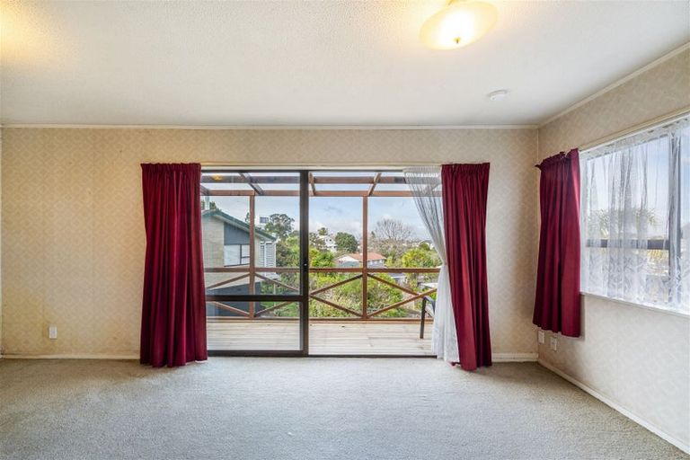 Photo of property in 1/43 Watea Road, Torbay, Auckland, 0630
