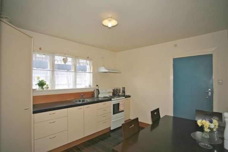 Photo of property in 143 Olliviers Road, Phillipstown, Christchurch, 8011